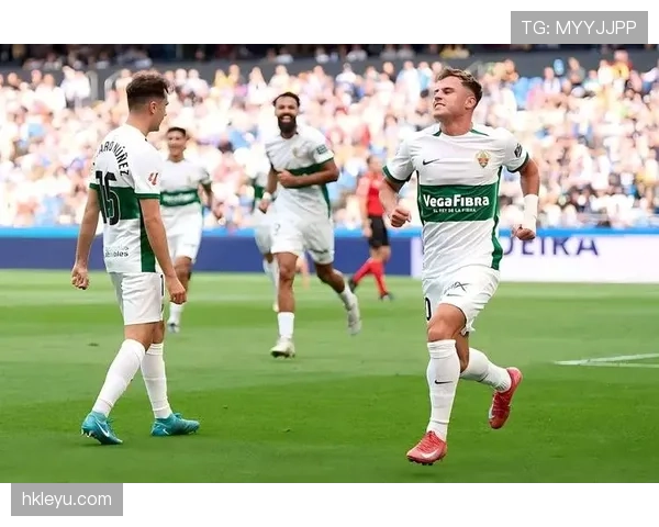 西甲新赛季战火重燃，传统豪门迎战新兴劲旅