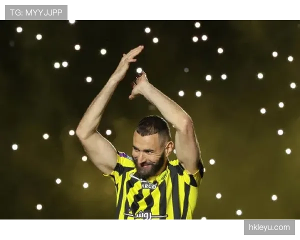 本泽马持续稳定发挥，引领球队开启新赛季强势征程