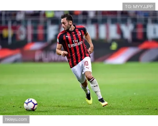 恰尔汗奥卢持续提升，国家队核心角色备受关注和期待